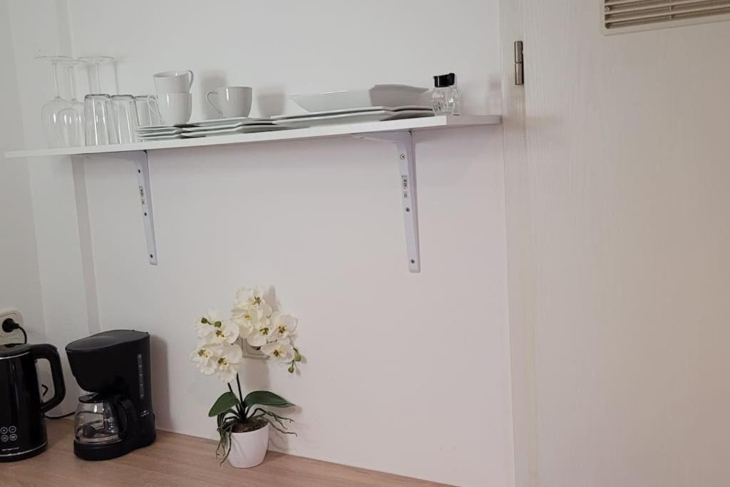 Villa Blanca, W-Lan, Office Леверкузен Екстер'єр фото